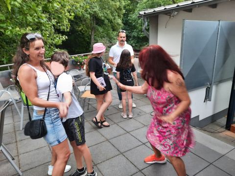 ... 'Jung' nicht auf ihren Plätzen sitzen